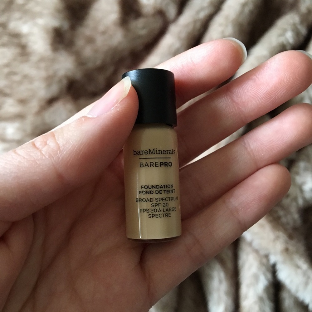 Mini Makeup Bundle - Picture 6 of 8
